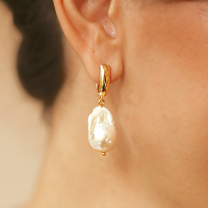 Gretchen® Pearl Earrings